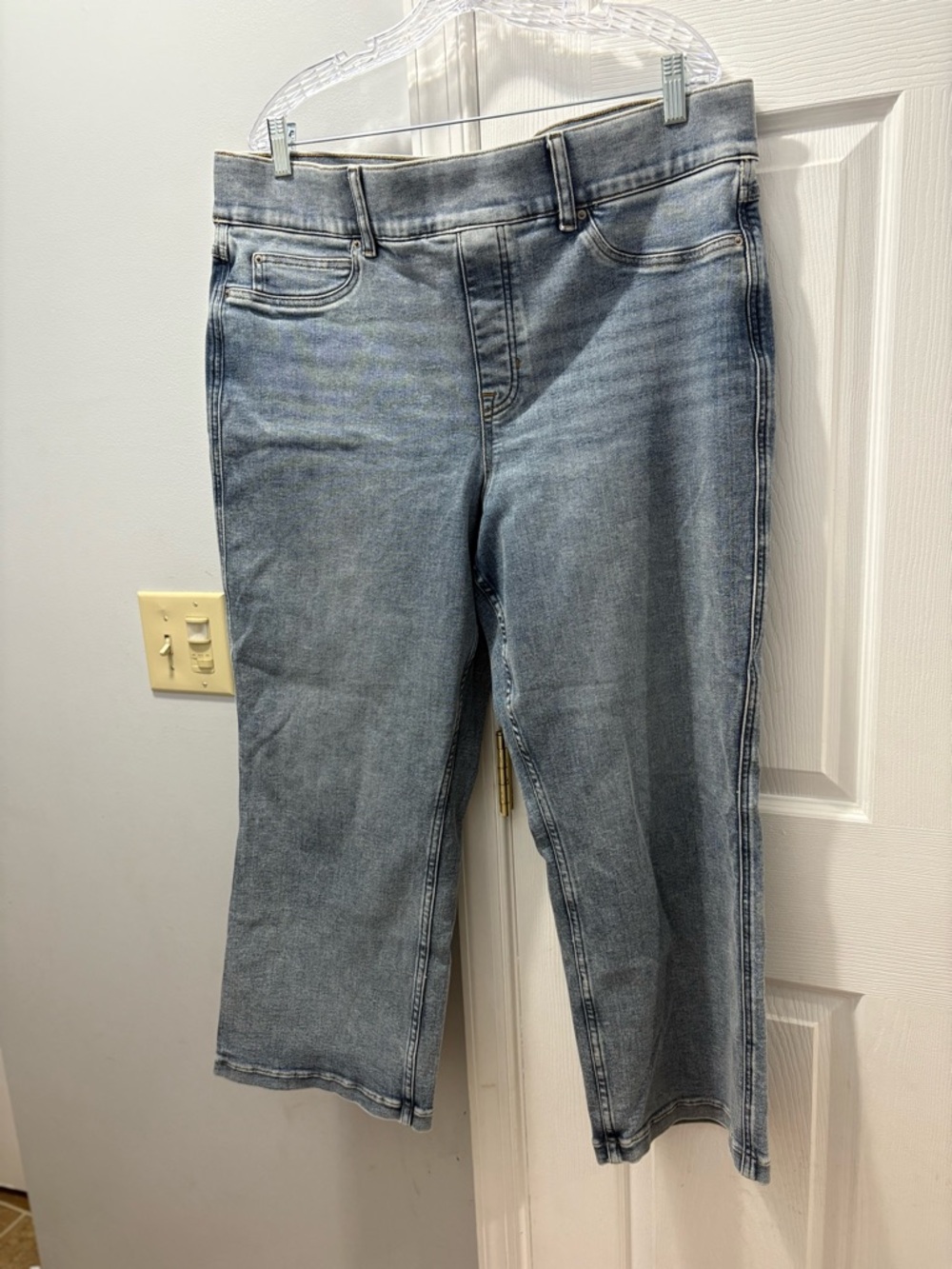 Spanx SPANXshape Everywear Kick Flare Pull On Cropped Jeans Size 2X